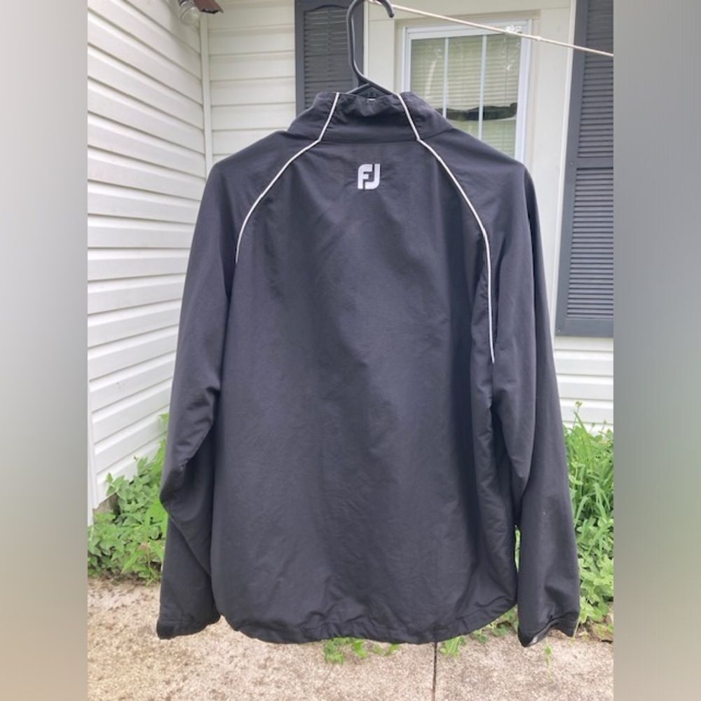 FootJoy Women’s Golf Performance Jacket 1/2 Zip Pullover Black FJ Stretch - Picture 2 of 13